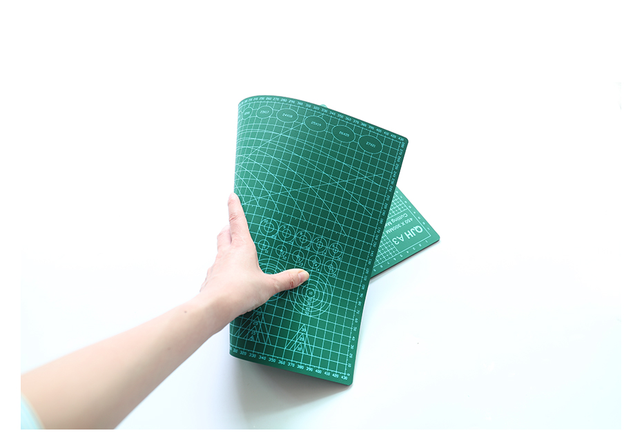 Tapis de Coupe Double Face Auto